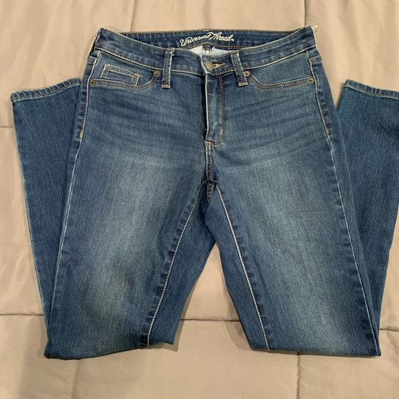 Universal Thread jeans bundle size 4/27 - Picture 3 of 3